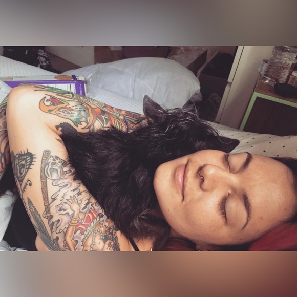 Meet your Posher, Ellen - Picture 6 of 8